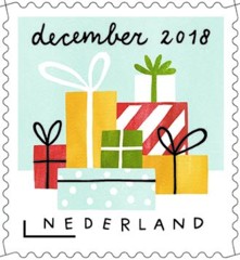 Decemberzegel 2018 - stapel kerstcadeautjes