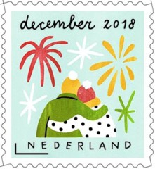 Decemberzegel 2018 - verstrengeld paar kijkt naar vuurwerk