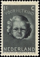 NVPH 444 - Kinderzegel 1945