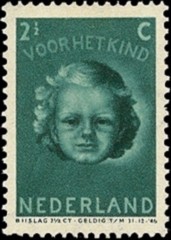 NVPH 445 - Kinderzegel 1945